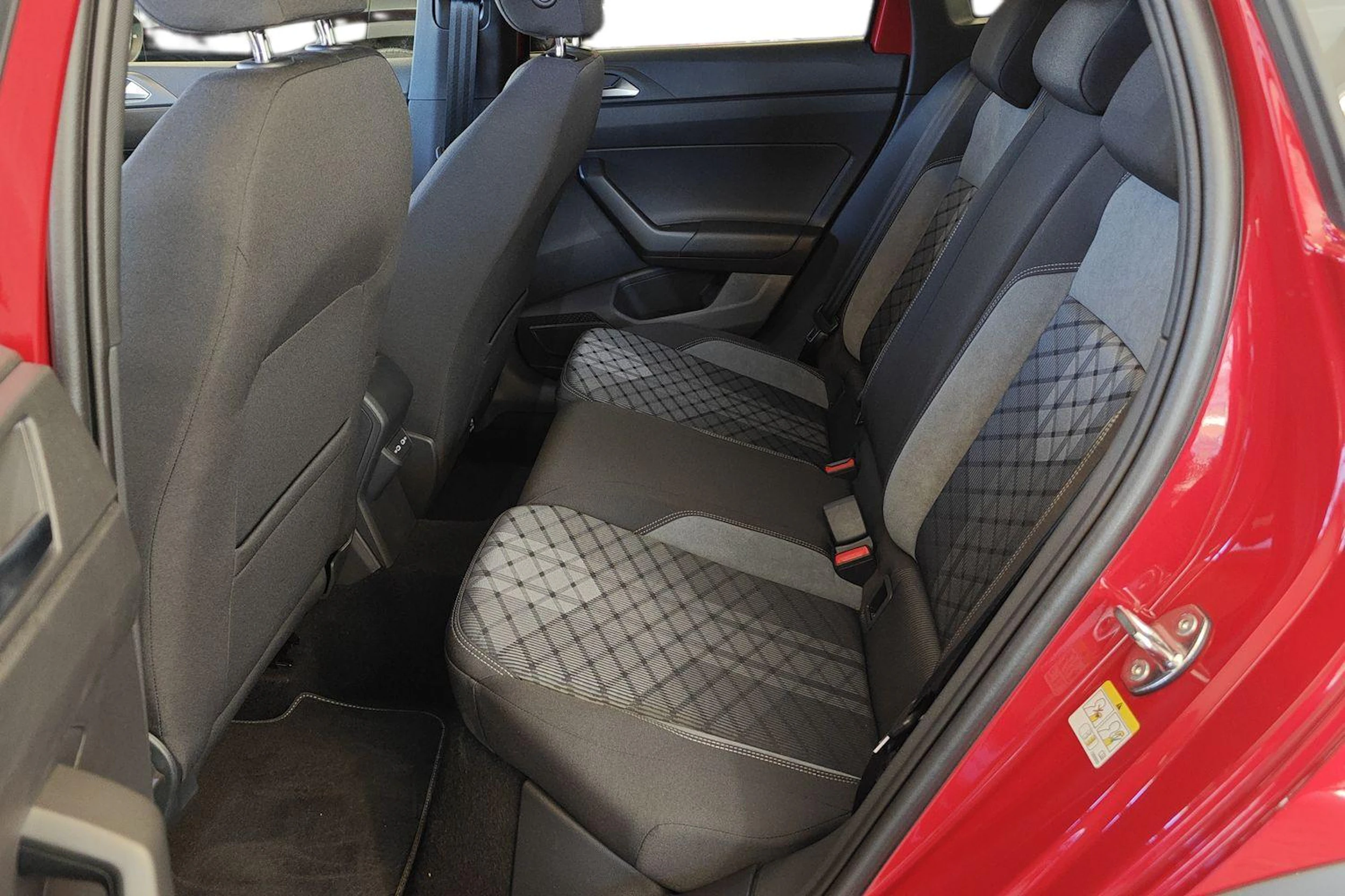 met. punainen Volkswagen Taigo 2026 kuva 11.