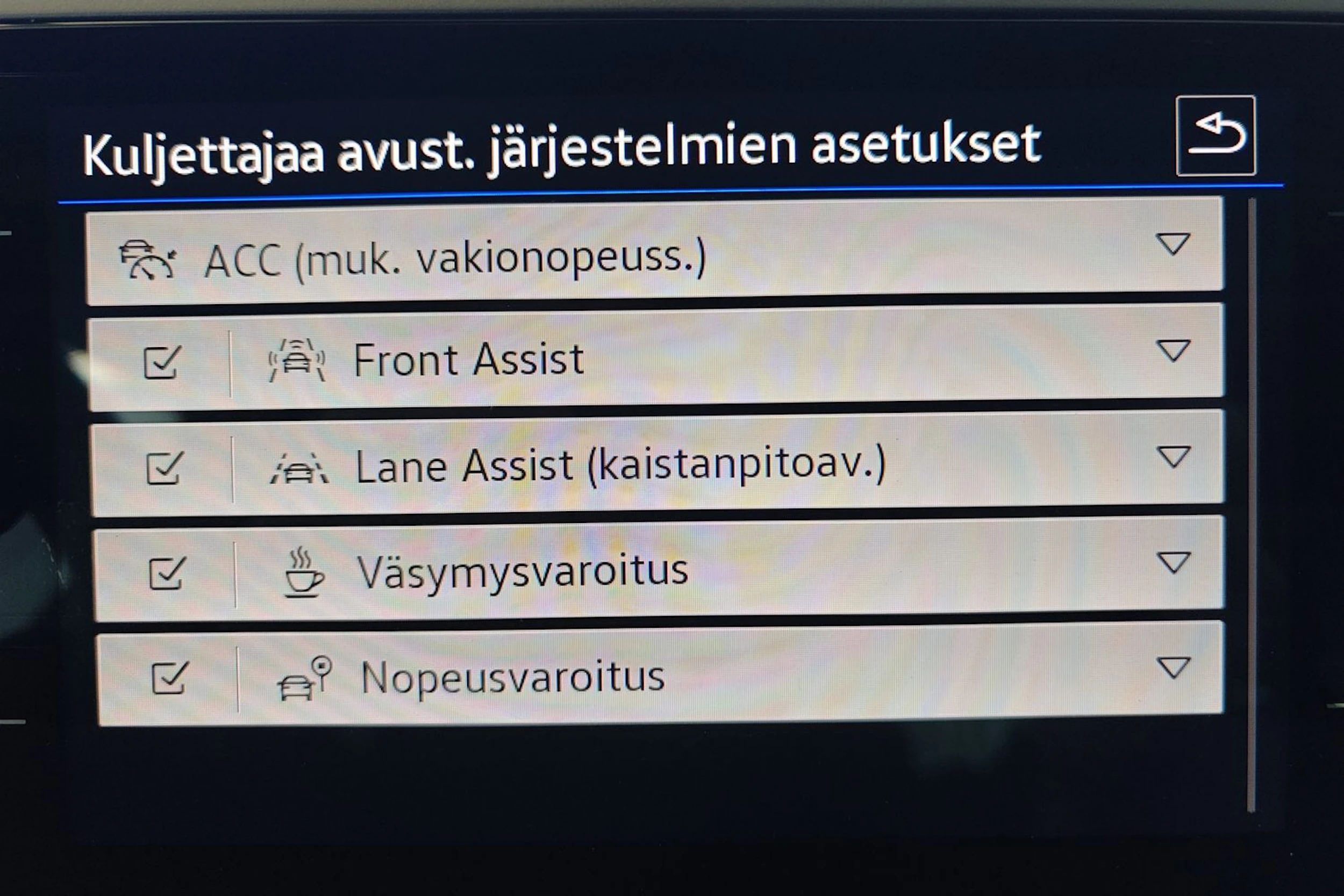 met. punainen Volkswagen Taigo 2026 kuva 17.