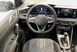 harmaa Volkswagen Taigo 2026 kuva 11.