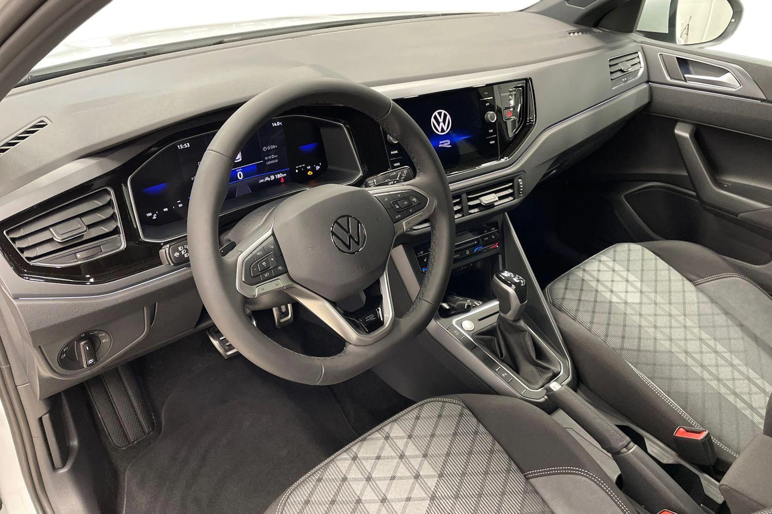 valkoinen Volkswagen Taigo 2026 kuva 6.