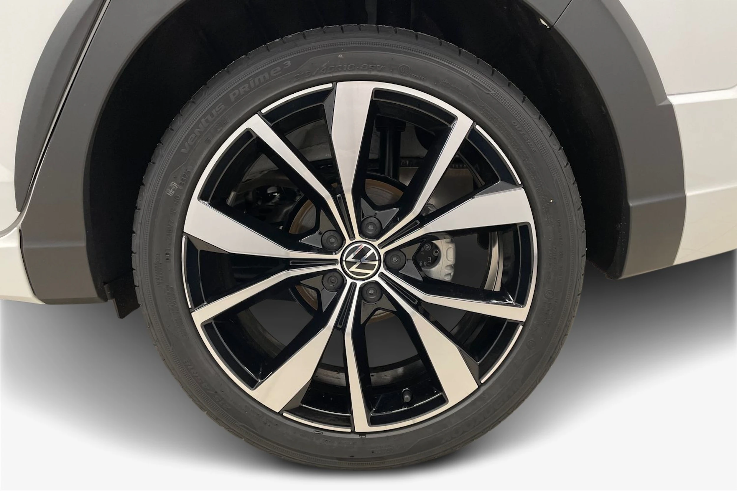 valkoinen Volkswagen Taigo 2026 kuva 9.