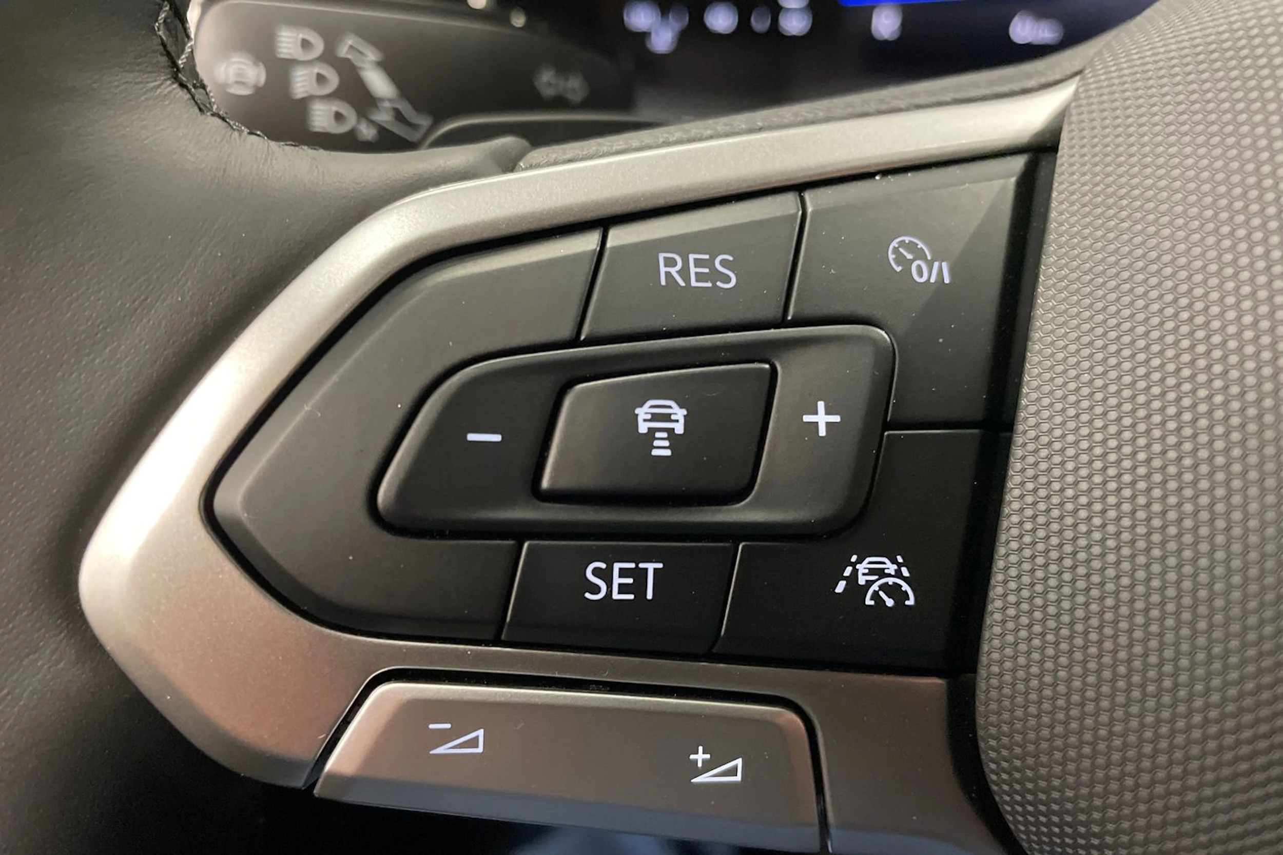 valkoinen Volkswagen Taigo 2026 kuva 14.