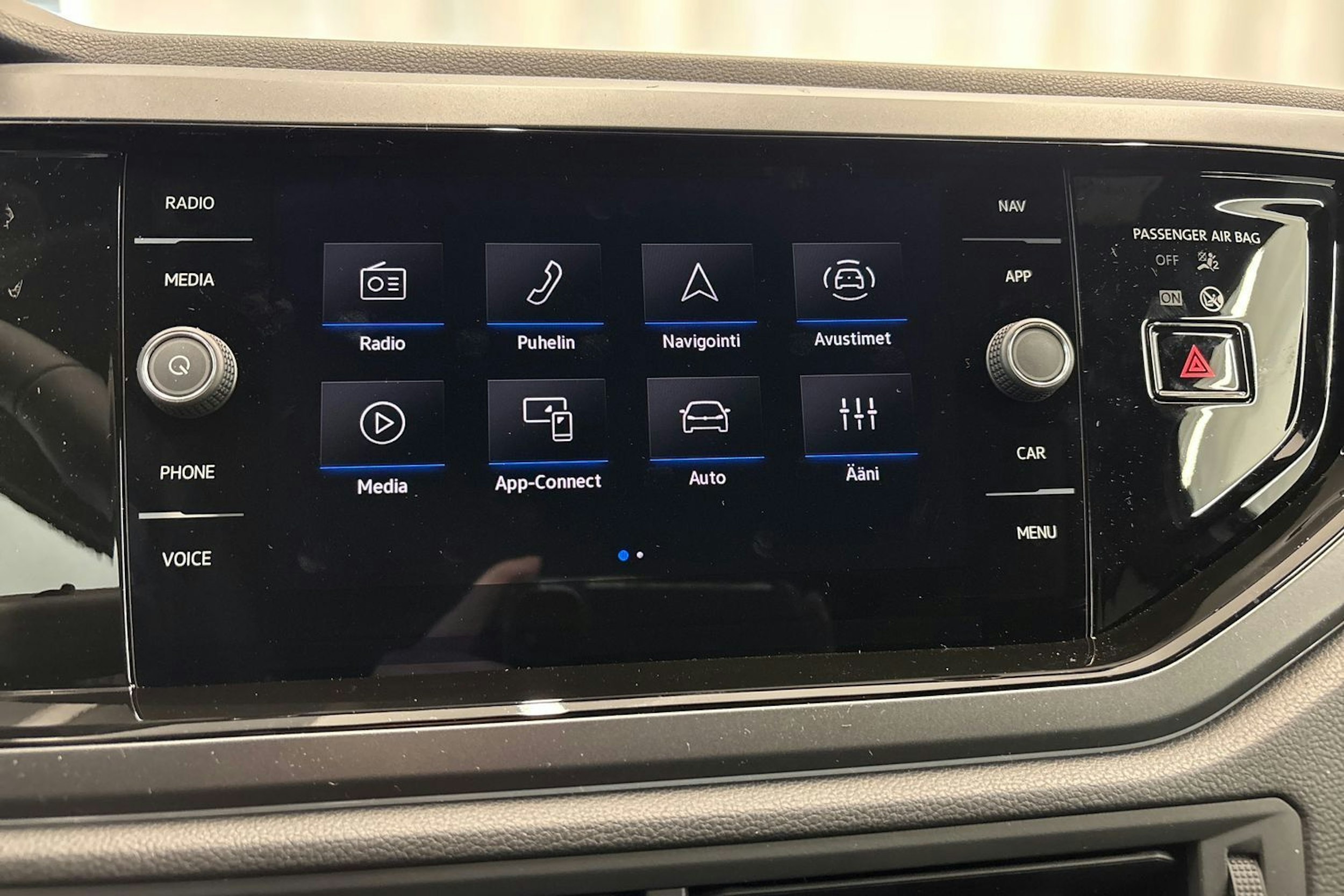 met. harmaa Volkswagen Taigo 2026 kuva 16.