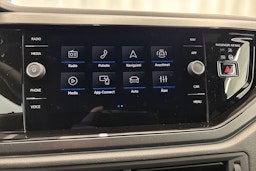 met. harmaa Volkswagen Taigo 2026 kuva 16.