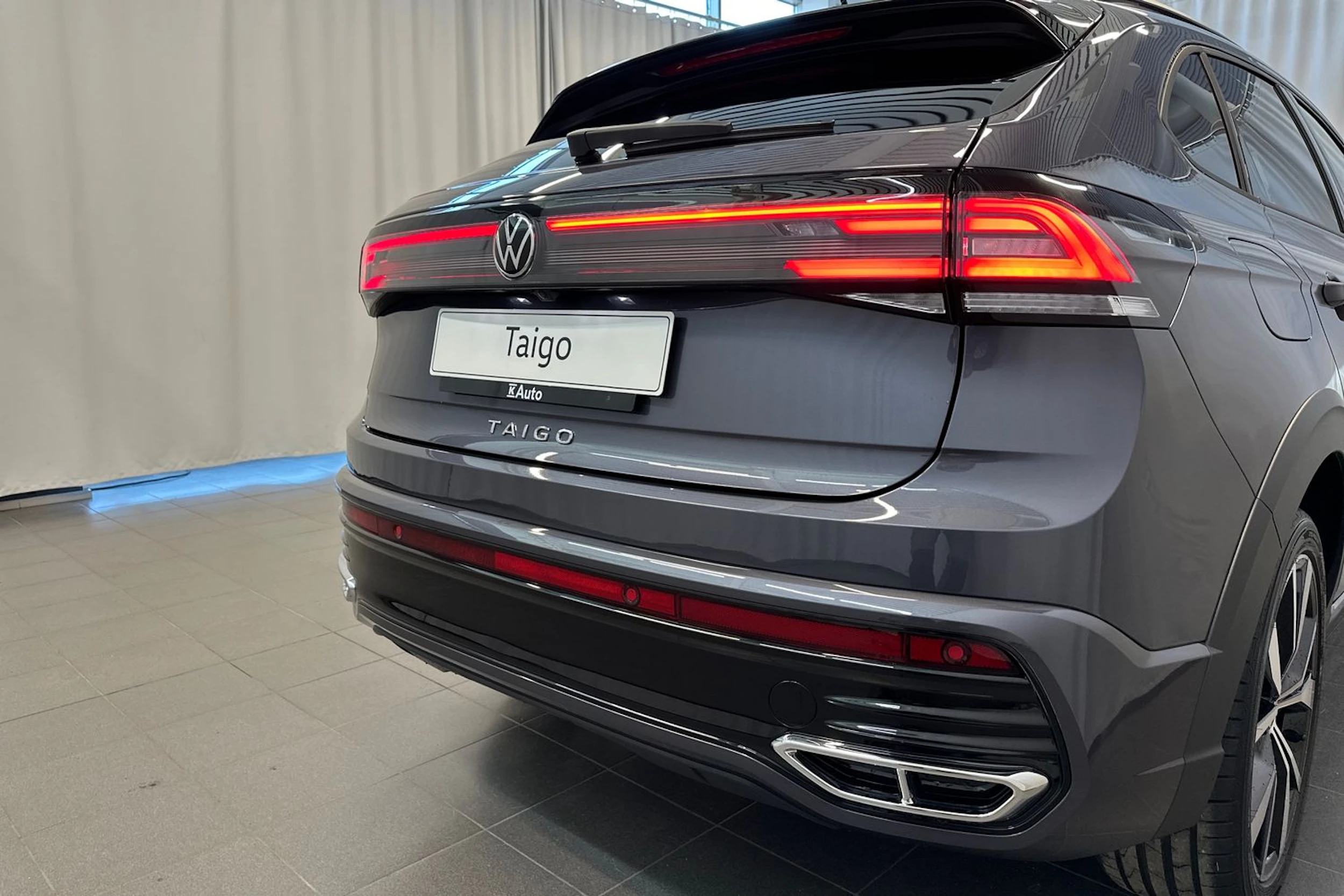 harmaa Volkswagen Taigo 2026 kuva 30.