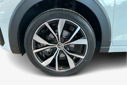 valkoinen Volkswagen Taigo 2026 kuva 9.