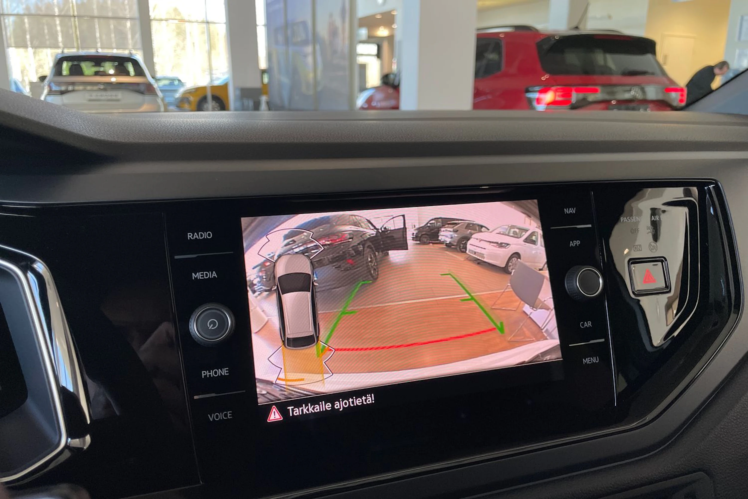 valkoinen Volkswagen Taigo 2026 kuva 15.