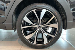 musta Volkswagen Taigo 2026 kuva 10.