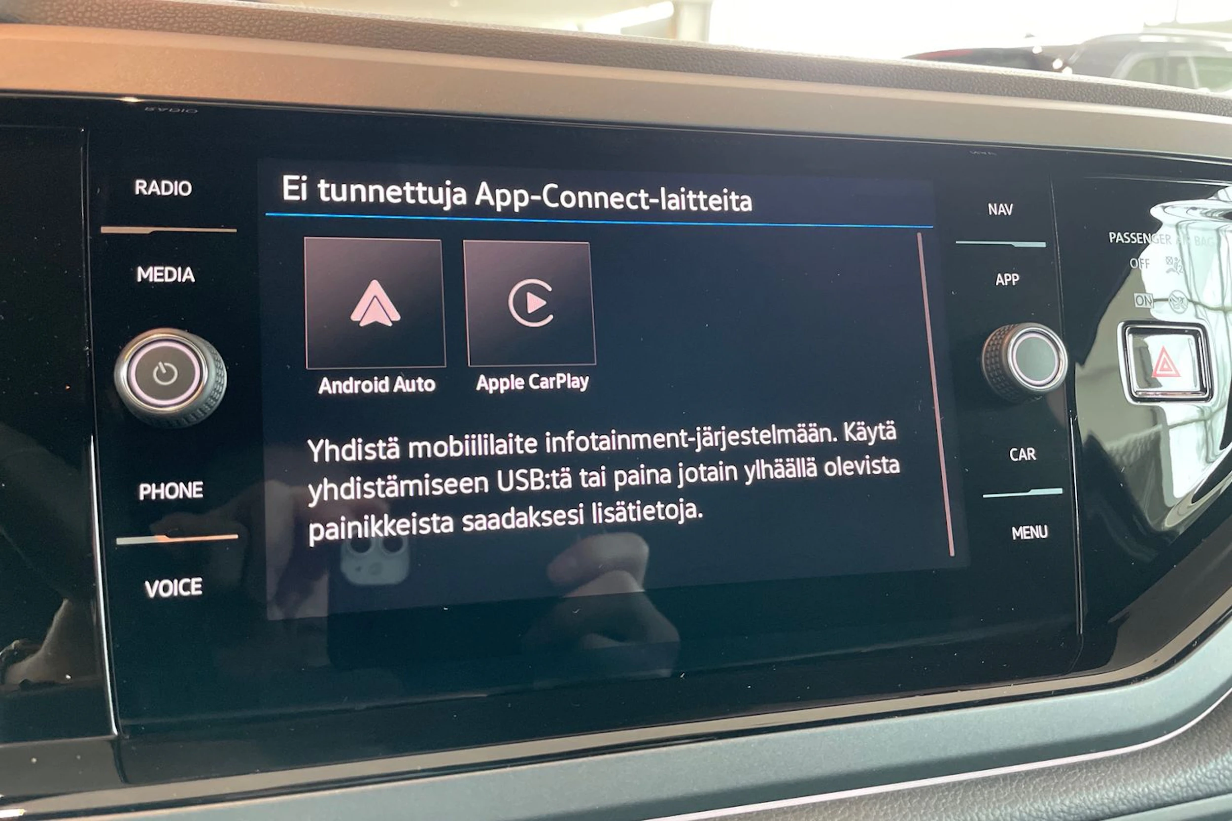 musta Volkswagen Taigo 2026 kuva 16.