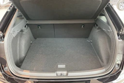 musta Volkswagen Taigo 2026 kuva 20.