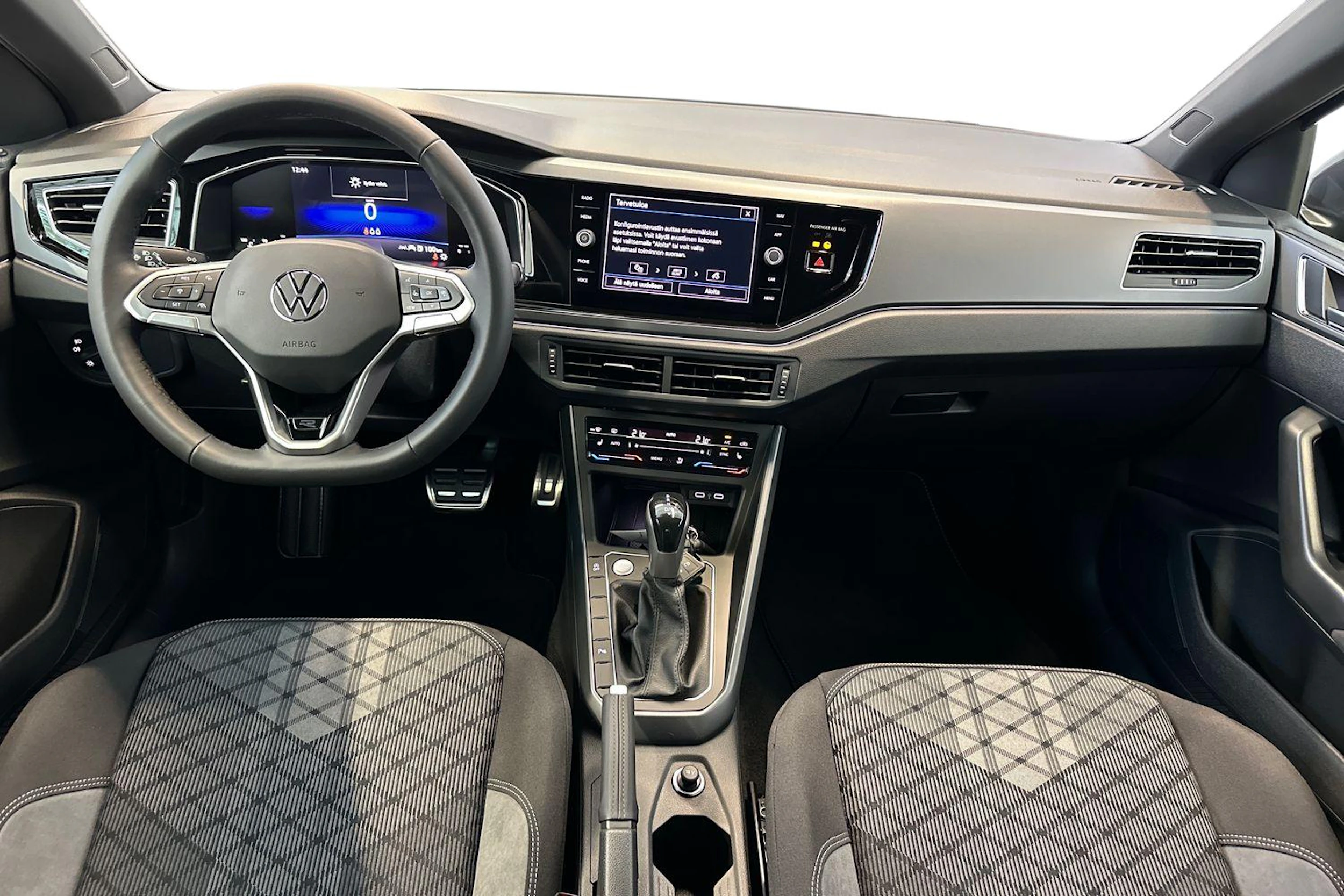 harmaa Volkswagen Taigo 2026 kuva 7.