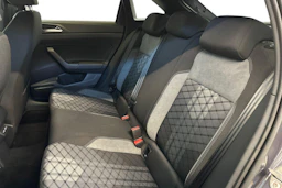 harmaa Volkswagen Taigo 2026 kuva 8.