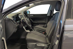 harmaa Volkswagen Taigo 2026 kuva 6.
