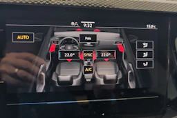 harmaa Volkswagen Taigo 2026 kuva 17.