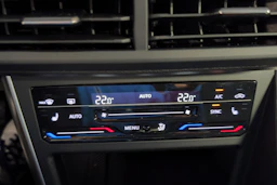 harmaa Volkswagen Taigo 2026 kuva 19.