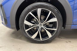 sininen Volkswagen Taigo 2026 kuva 10.