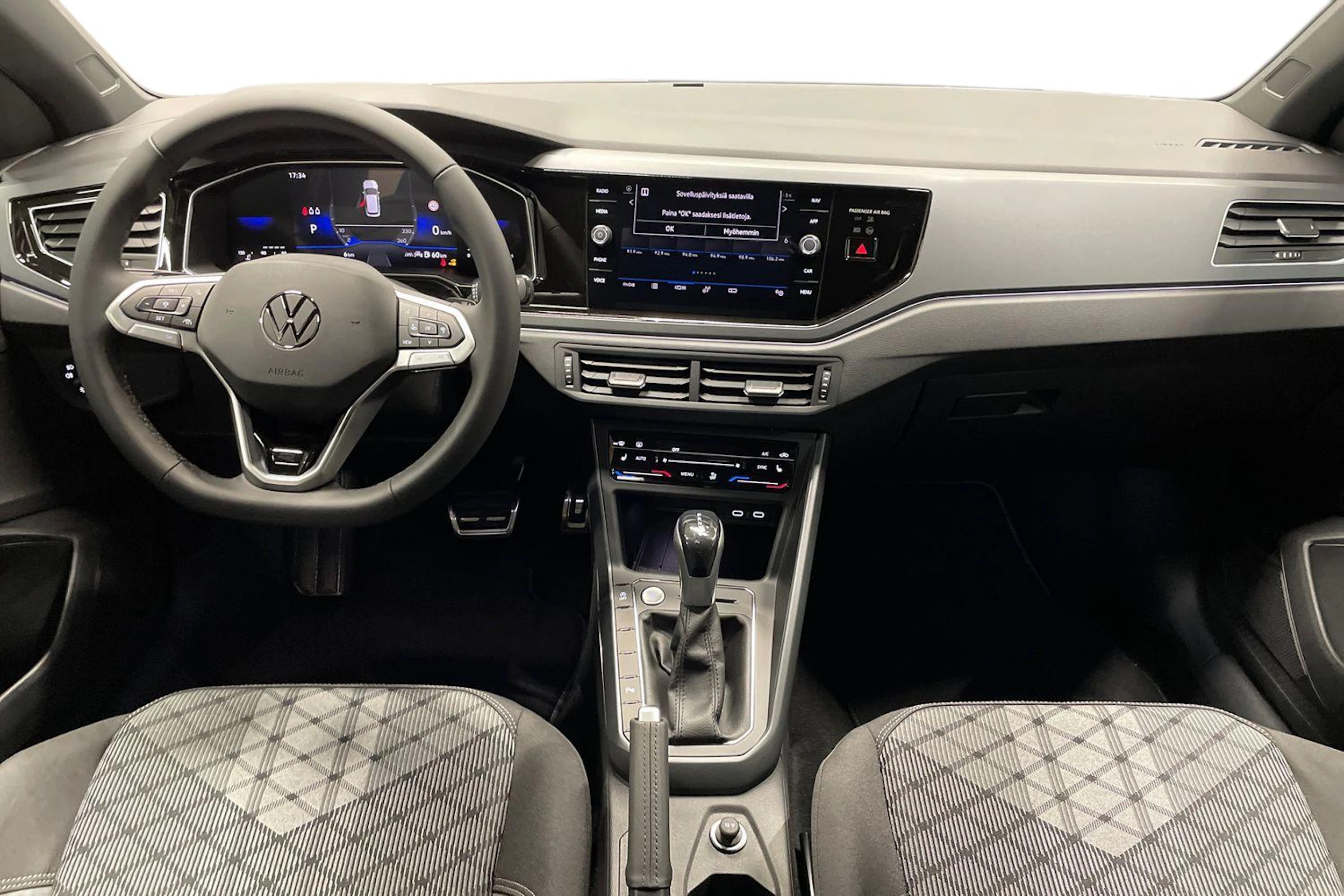 musta Volkswagen Taigo 2026 kuva 7.