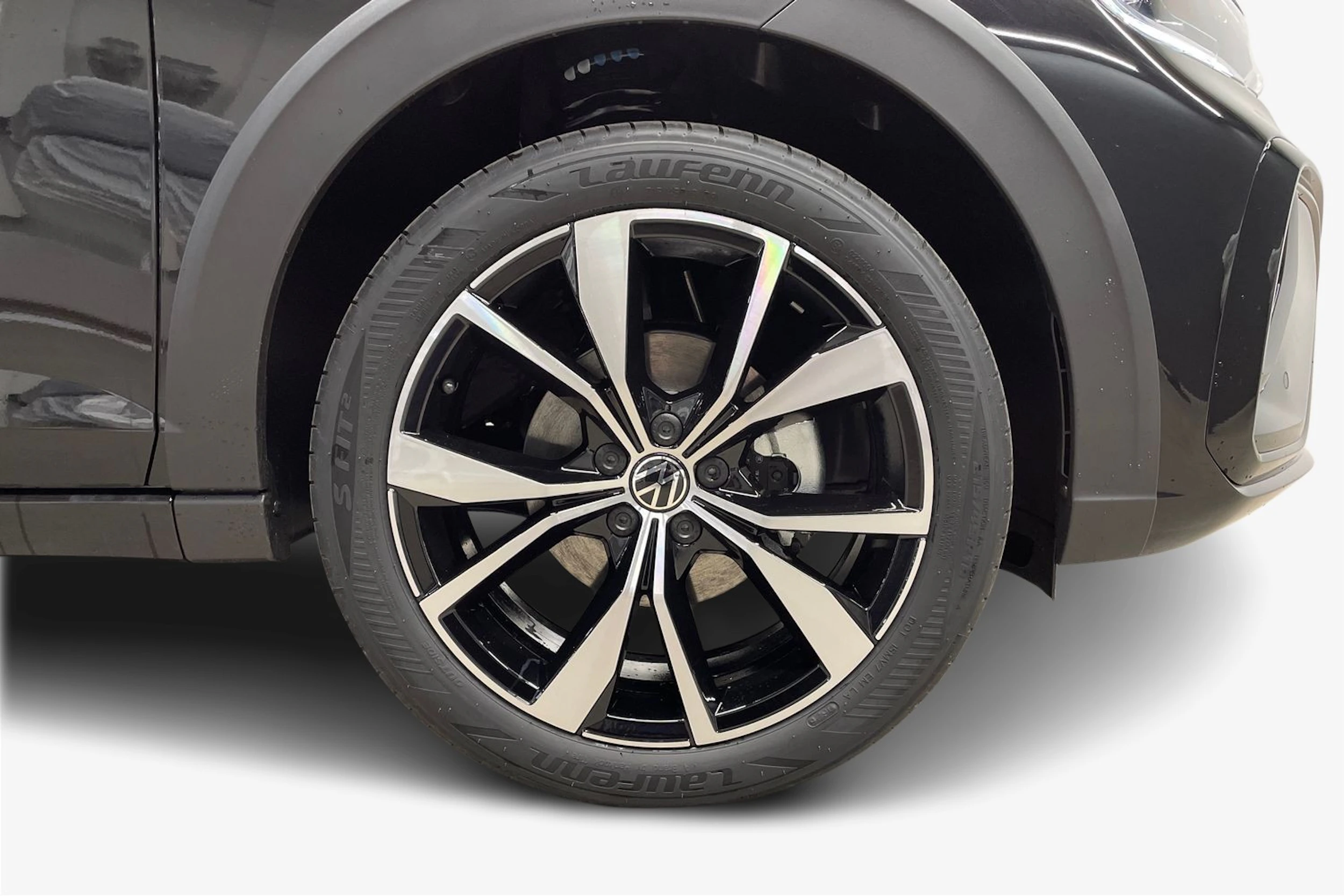 musta Volkswagen Taigo 2026 kuva 9.