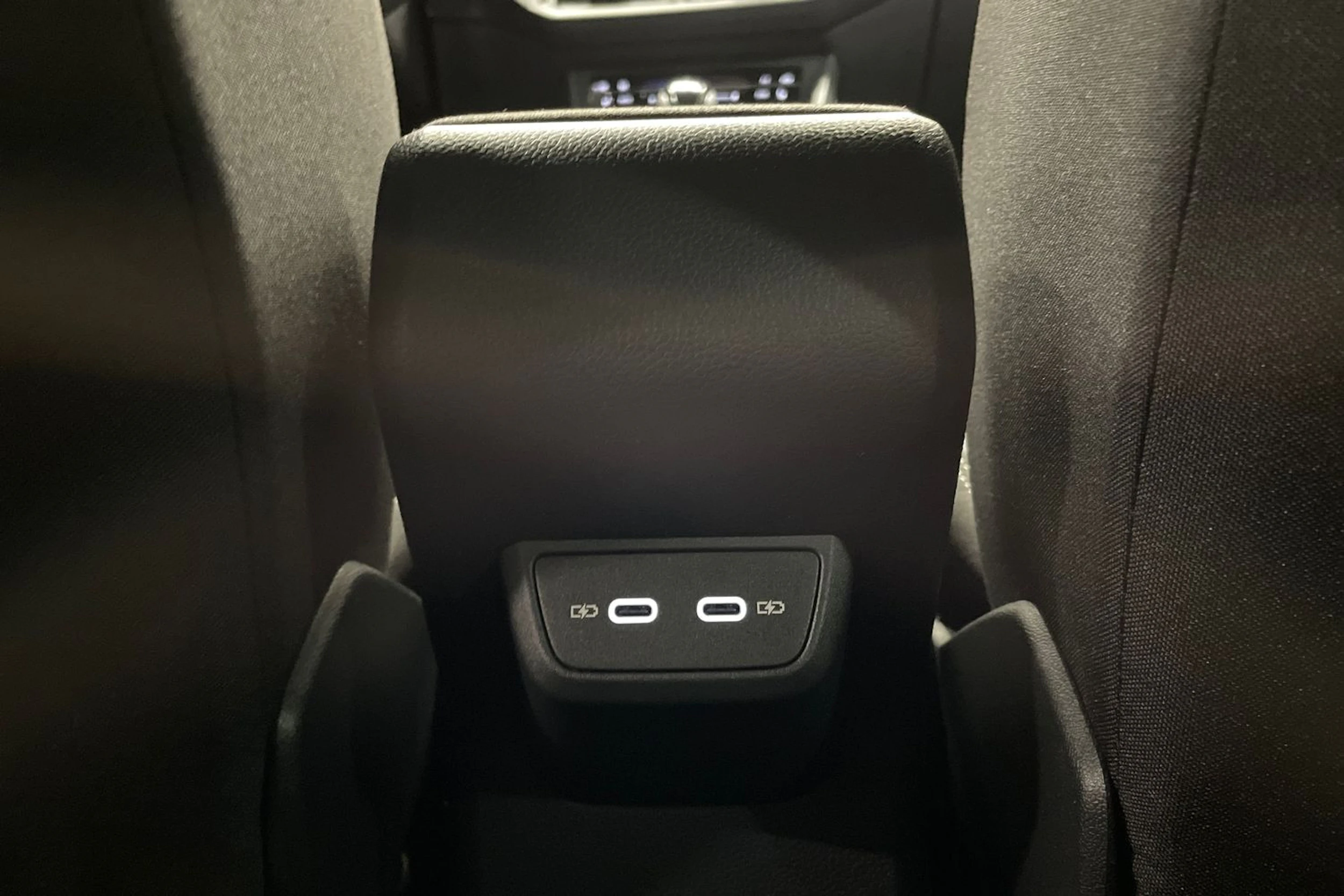 musta Volkswagen Taigo 2026 kuva 13.