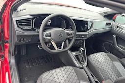 punainen Volkswagen Taigo 2026 kuva 7.