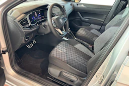 harmaa Volkswagen Taigo 2026 kuva 6.