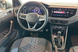 harmaa Volkswagen Taigo 2026 kuva 7.