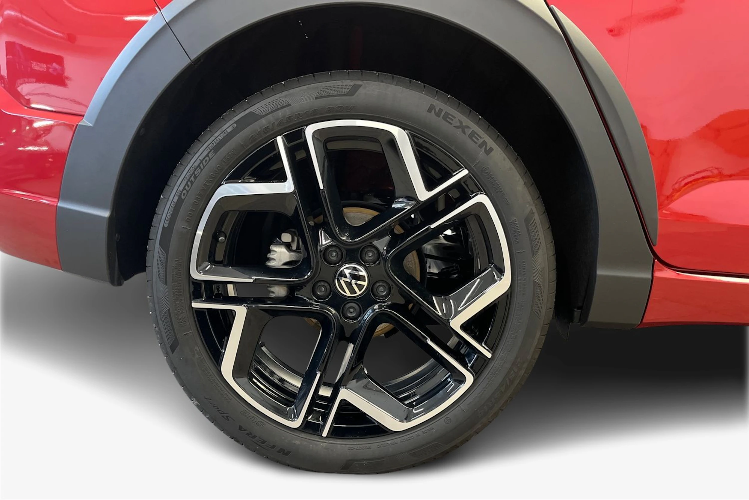 punainen Volkswagen Taigo 2027 kuva 9.
