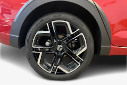 punainen Volkswagen Taigo 2027 kuva 9.