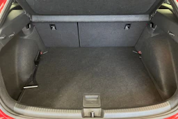 punainen Volkswagen Taigo 2027 kuva 12.