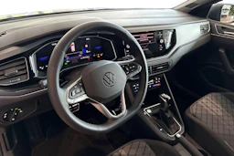 harmaa Volkswagen Taigo 2027 kuva 6.