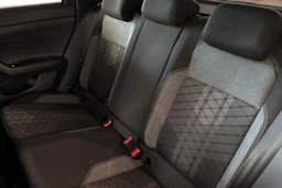 harmaa Volkswagen Taigo 2027 kuva 8.