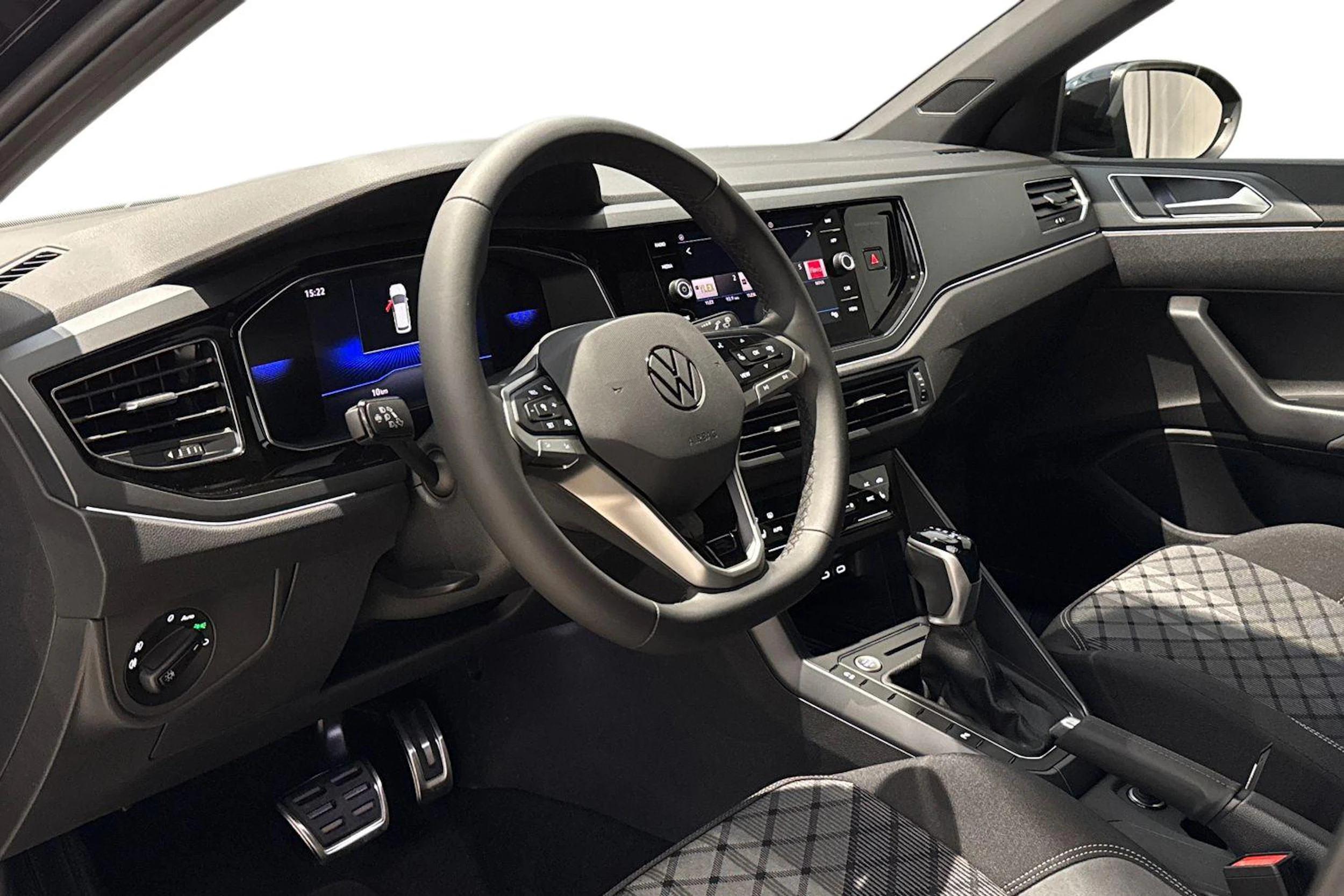 met. musta Volkswagen Taigo 2027 kuva 6.