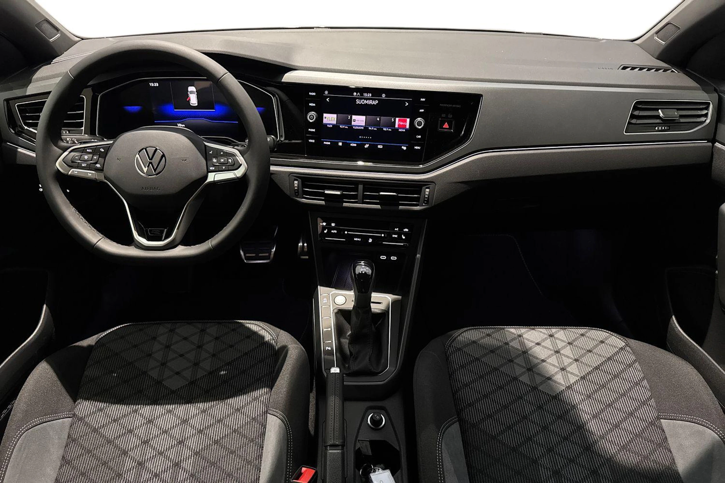 met. musta Volkswagen Taigo 2027 kuva 7.