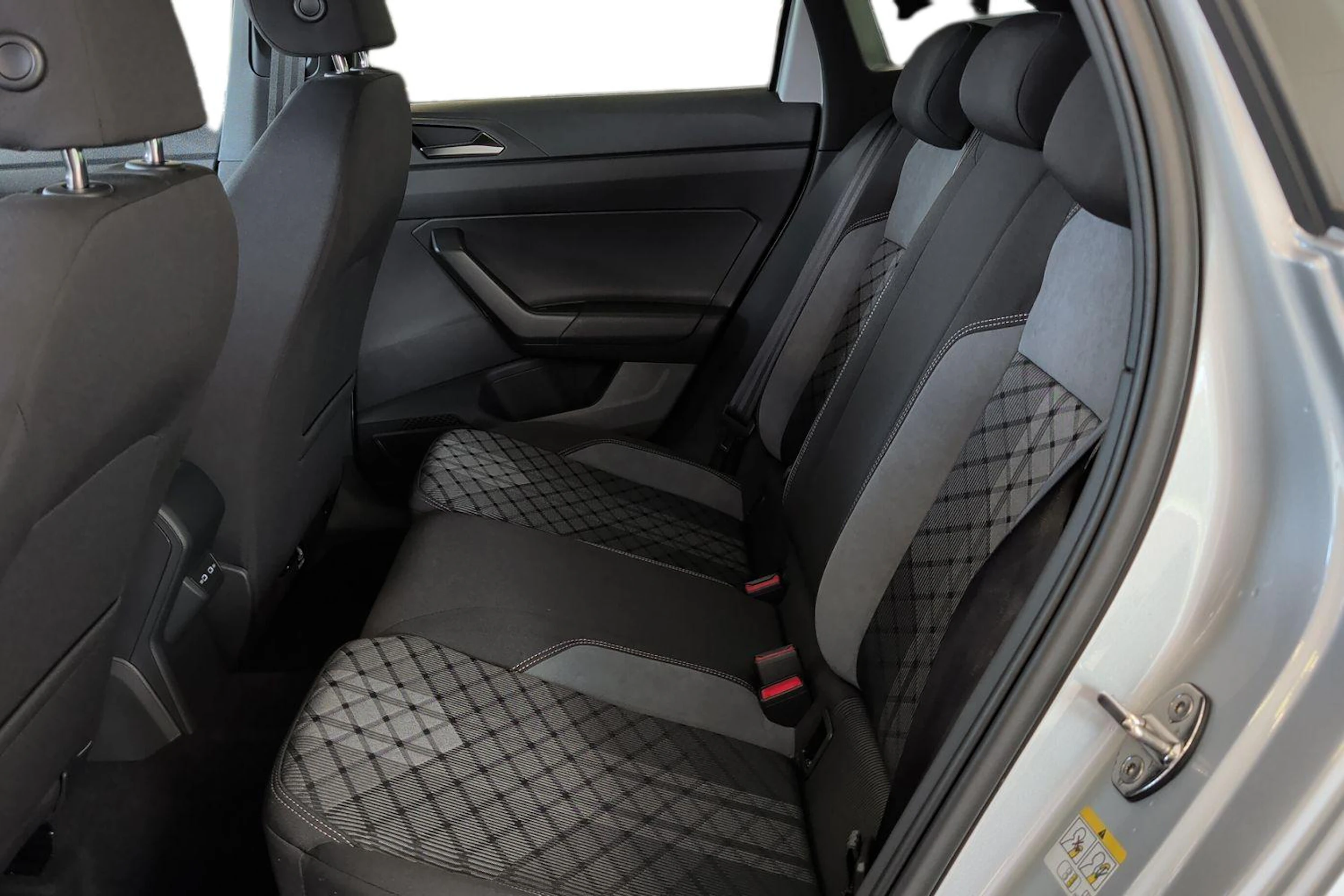 harmaa Volkswagen Taigo 2027 kuva 8.