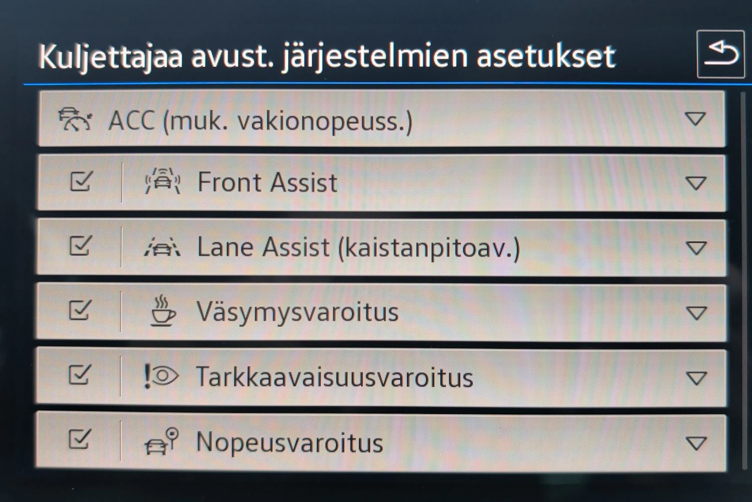harmaa Volkswagen Taigo 2027 kuva 12.