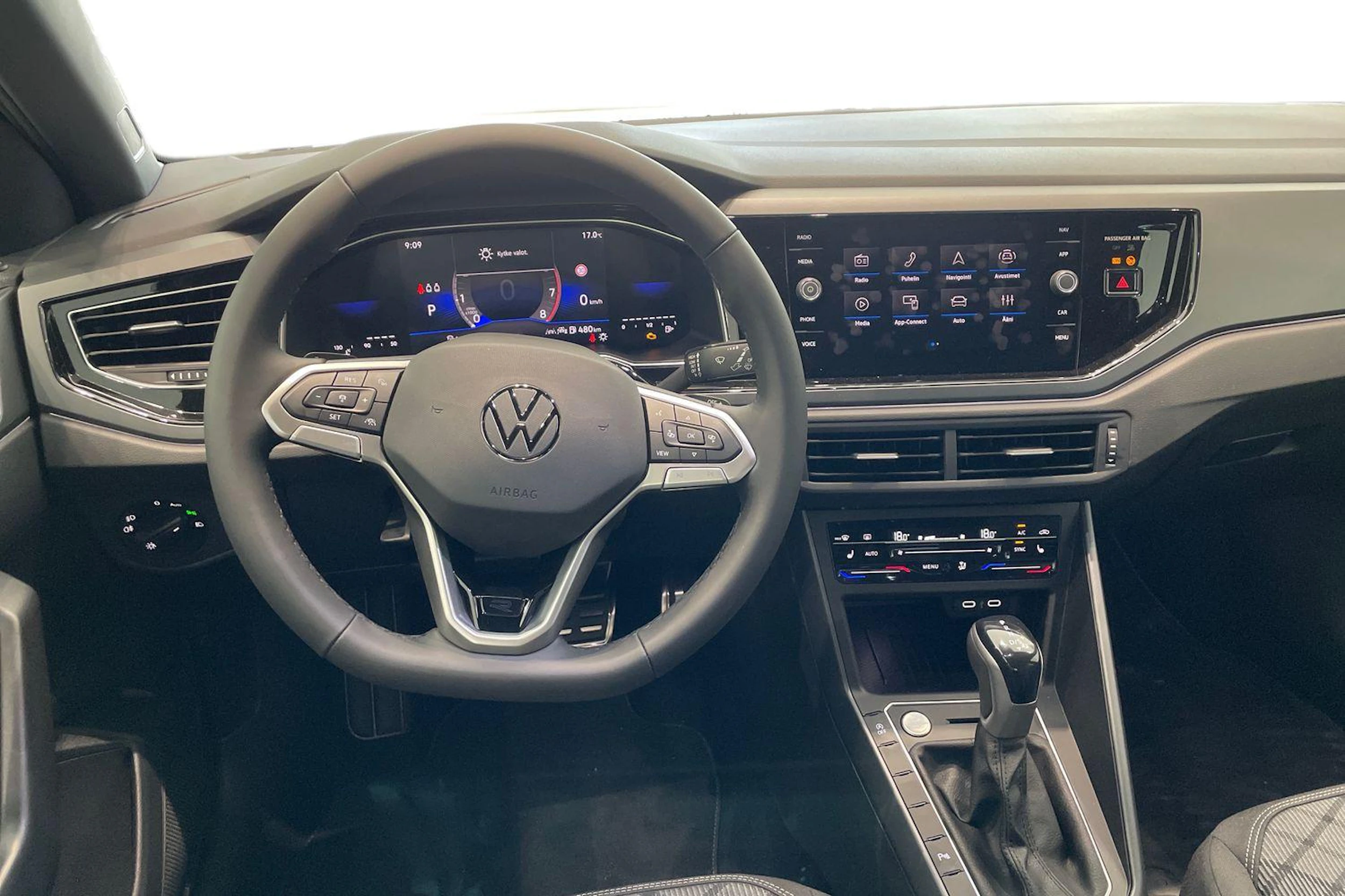musta Volkswagen Taigo 2026 kuva 7.