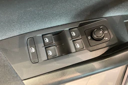 harmaa Volkswagen Taigo 2027 kuva 12.