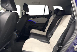 violetti Volkswagen Tayron 2025 kuva 8.