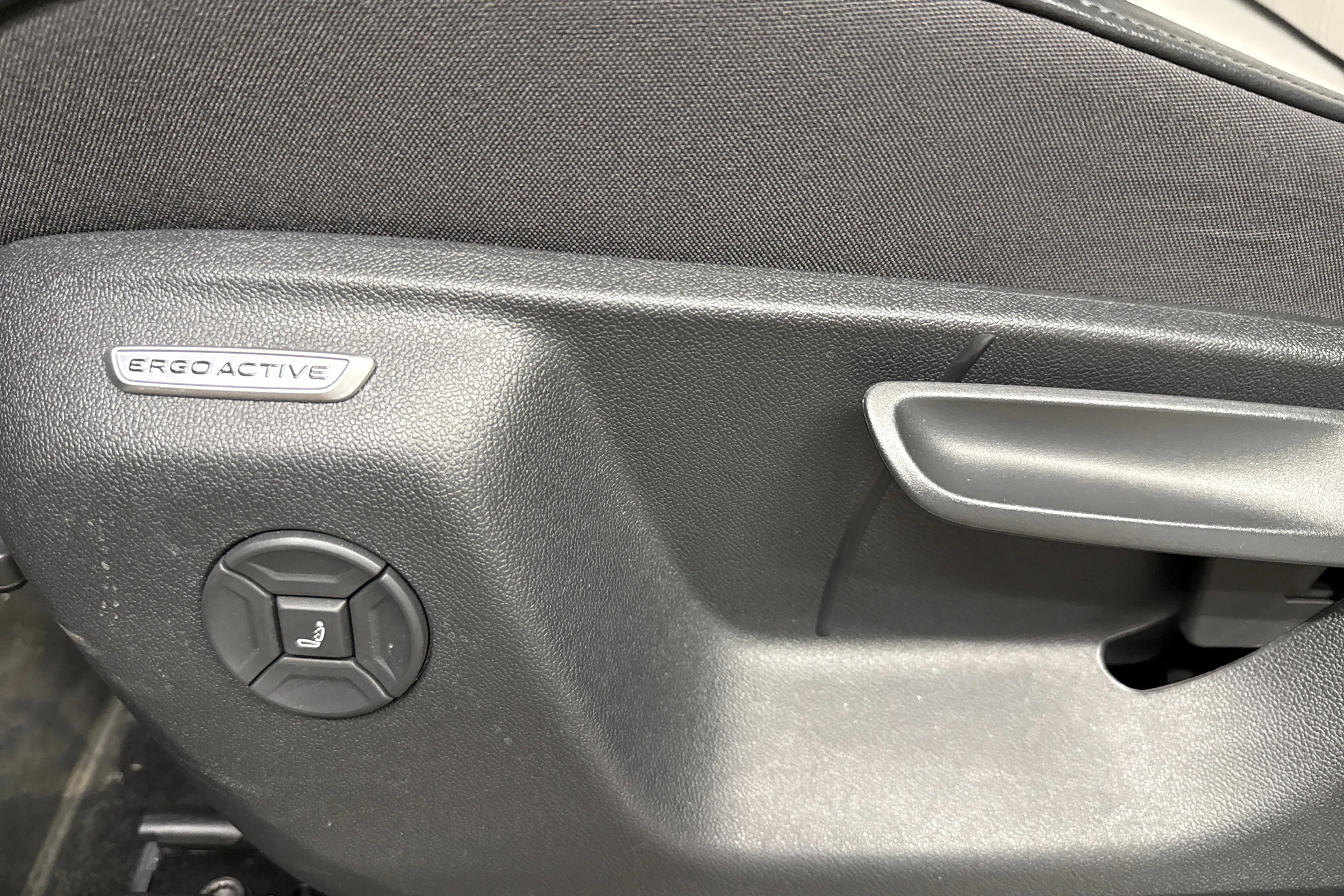 violetti Volkswagen Tayron 2025 kuva 28.