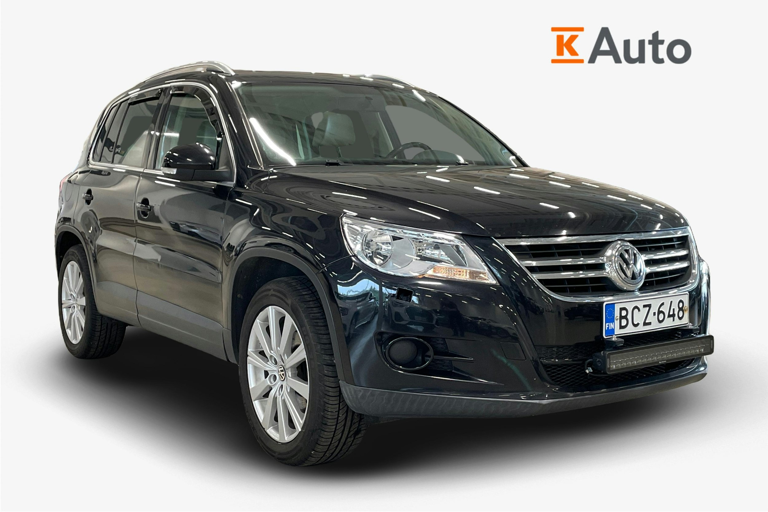 musta Volkswagen Tiguan 2008 kuva 1.