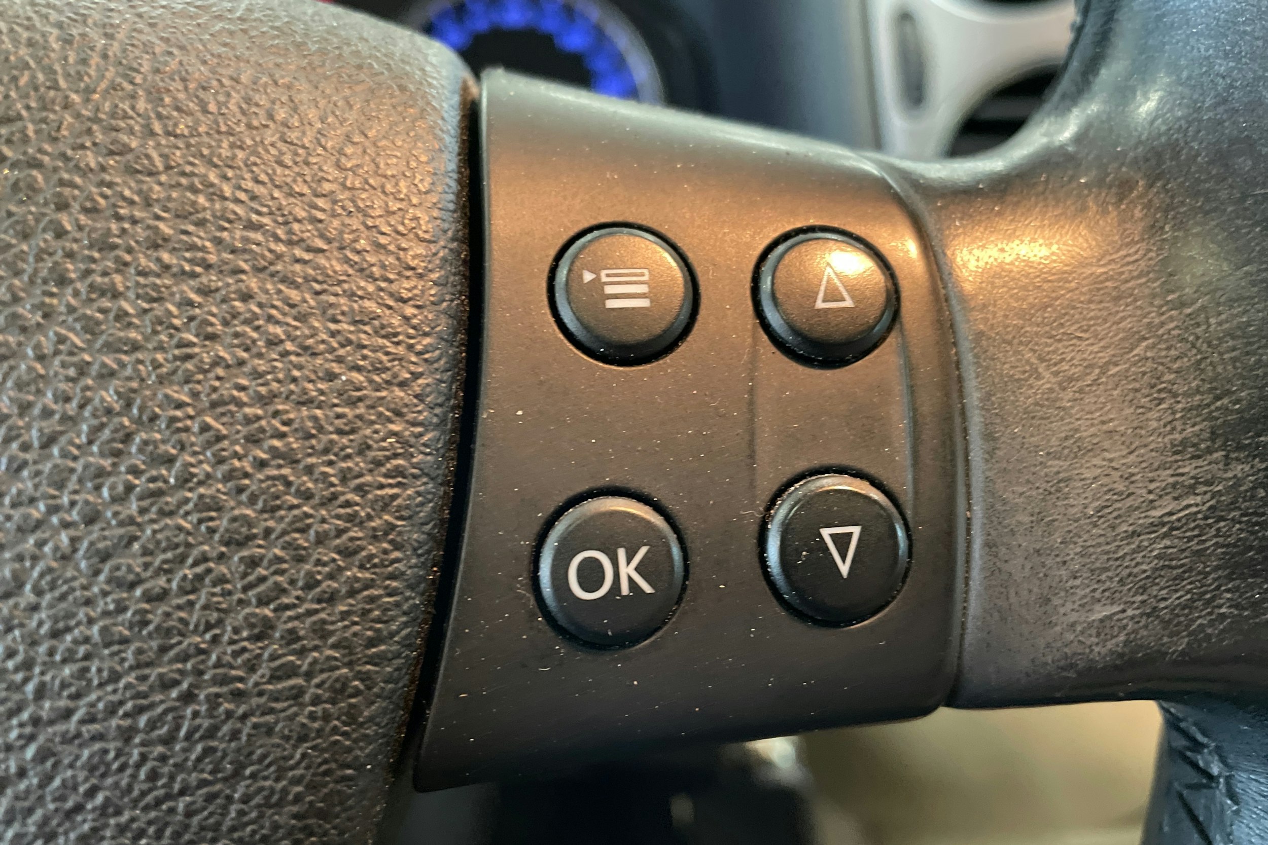 musta Volkswagen Tiguan 2008 kuva 18.