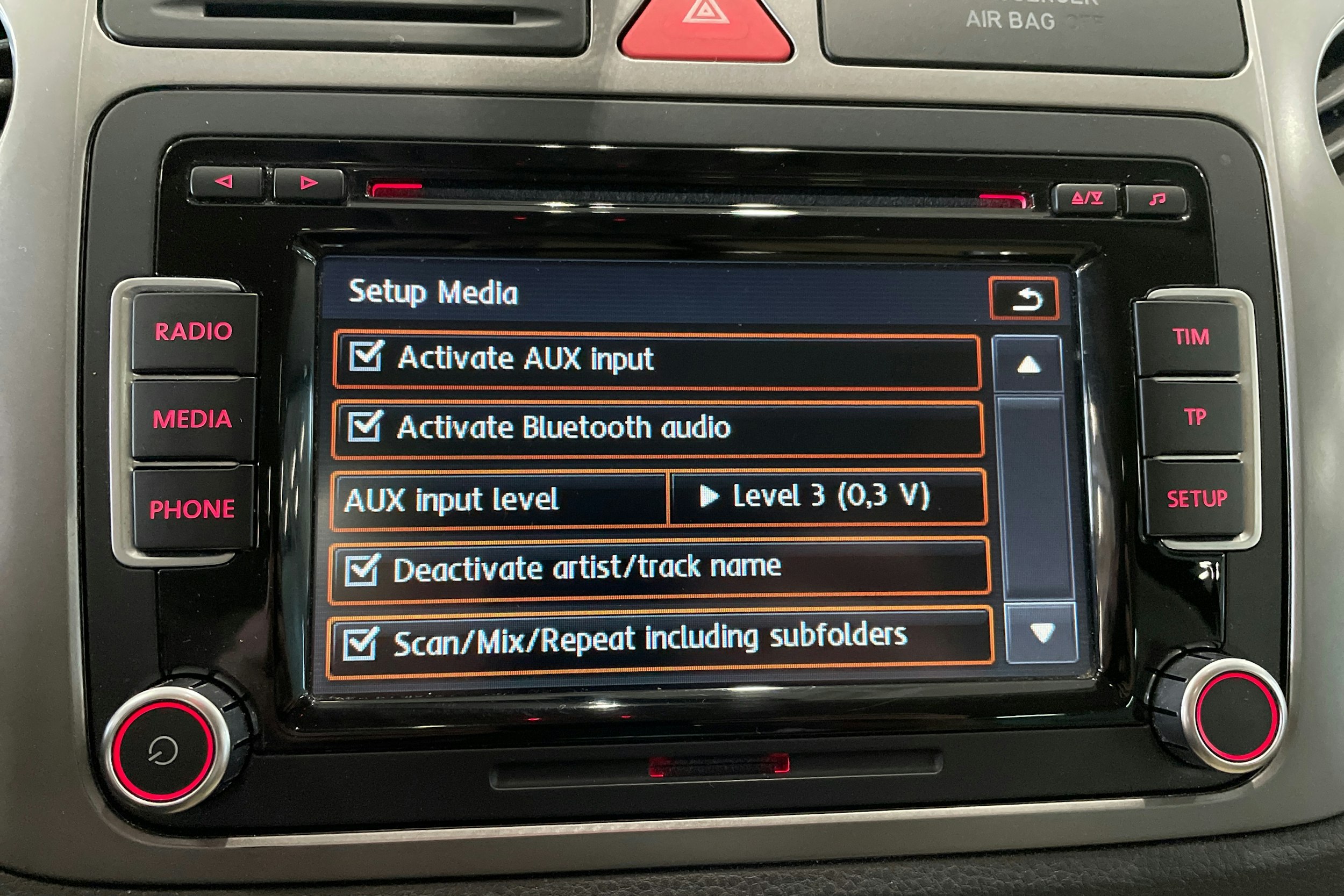 musta Volkswagen Tiguan 2008 kuva 25.