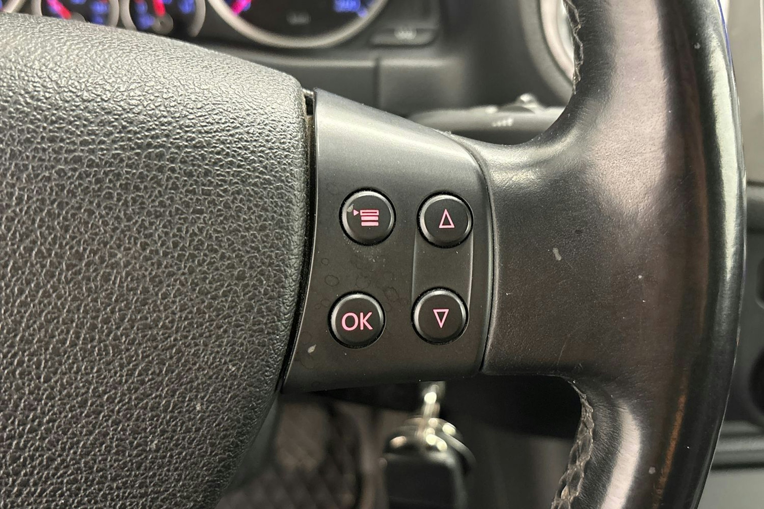 harmaa Volkswagen Tiguan 2008 kuva 17.