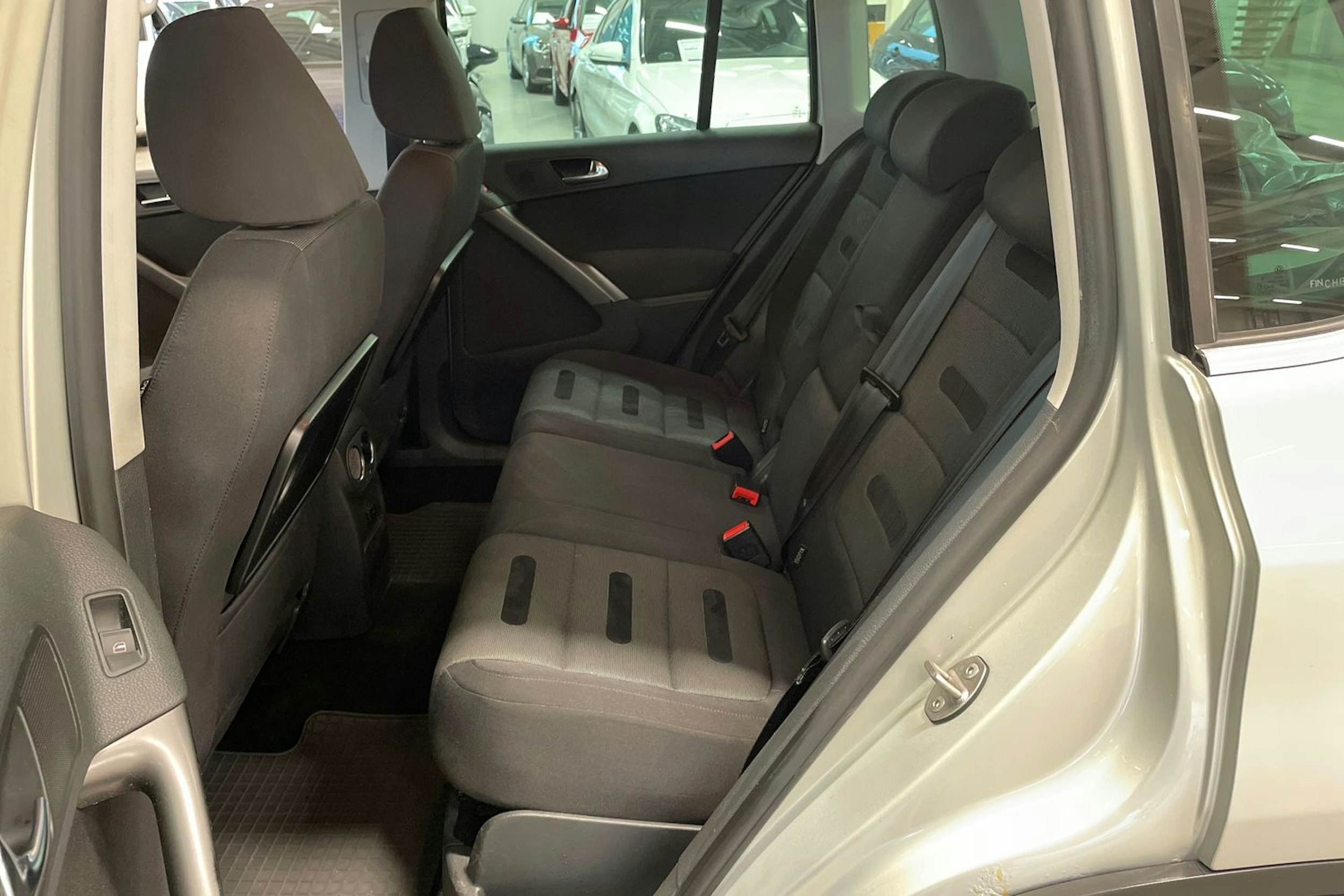 hopea Volkswagen Tiguan 2008 kuva 8.