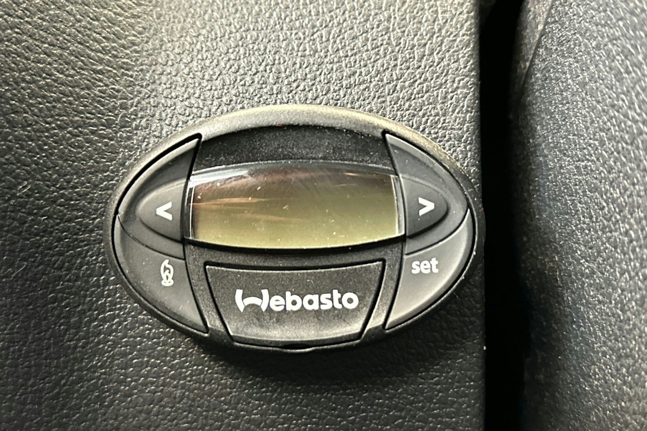 punainen Volkswagen Tiguan 2008 kuva 17.