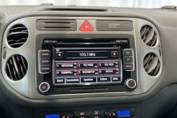 punainen Volkswagen Tiguan 2008 kuva 21.