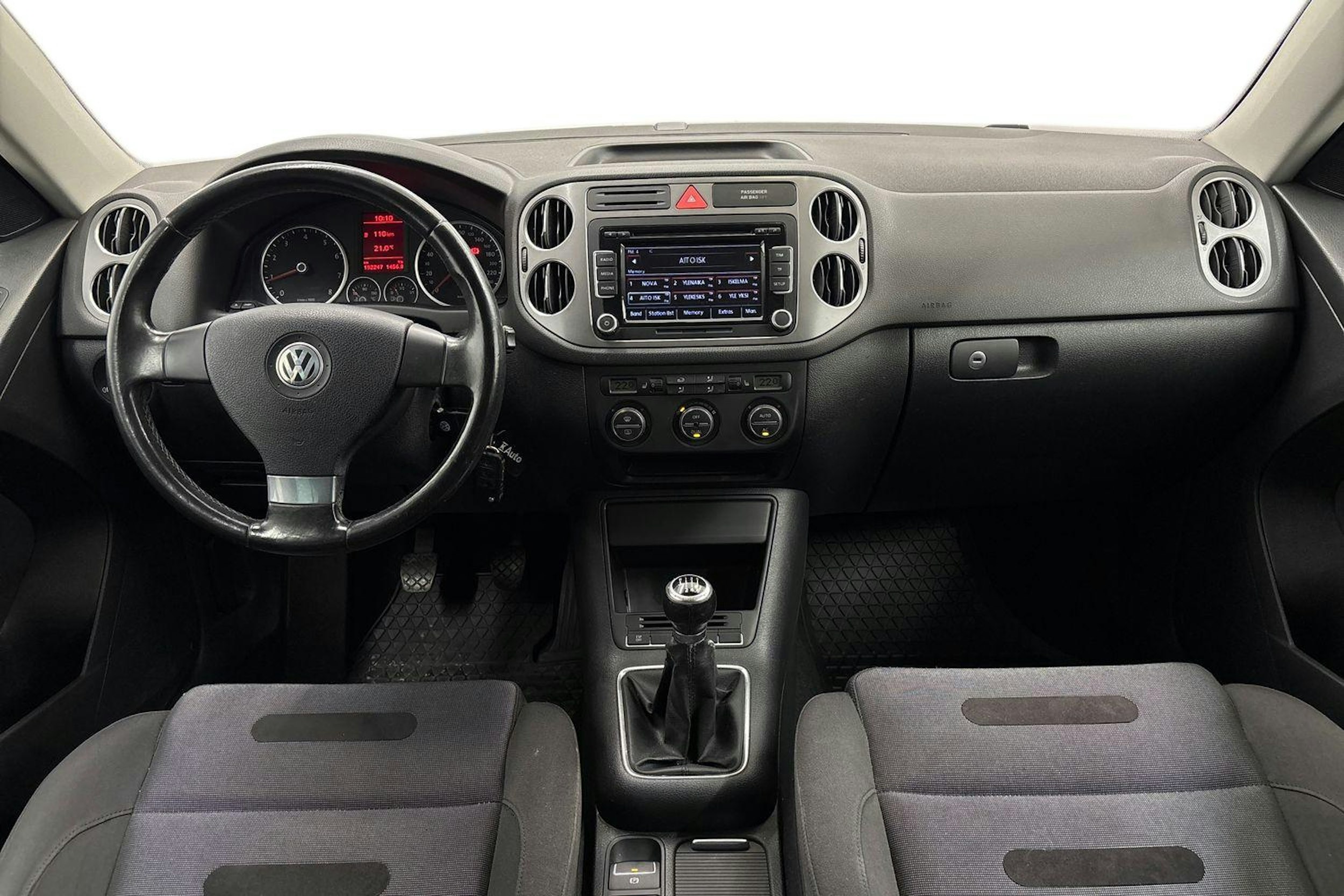 Harmaa Volkswagen Tiguan 2008 kuva 9.