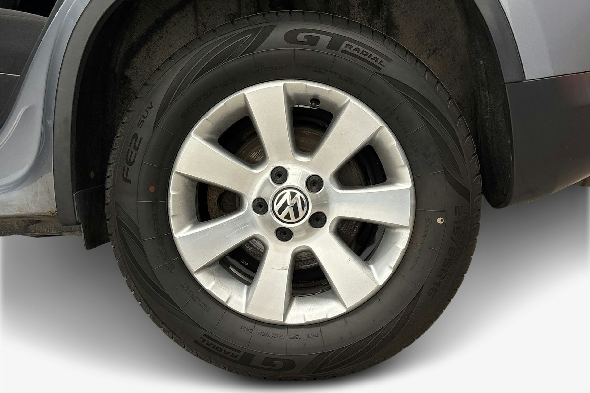 Harmaa Volkswagen Tiguan 2008 kuva 11.