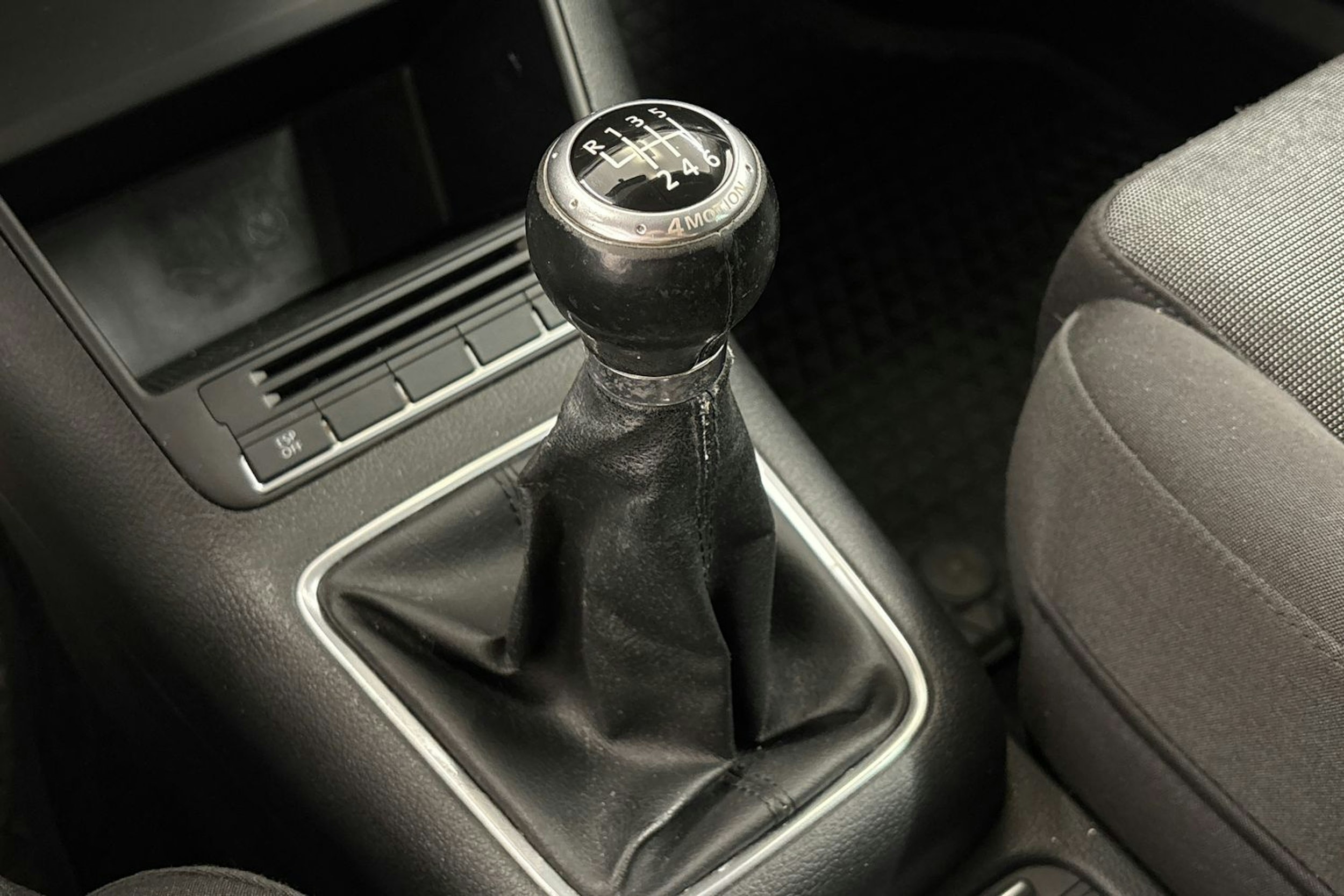 Harmaa Volkswagen Tiguan 2008 kuva 15.