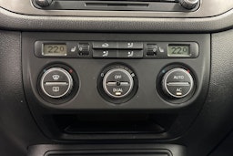 Harmaa Volkswagen Tiguan 2008 kuva 16.